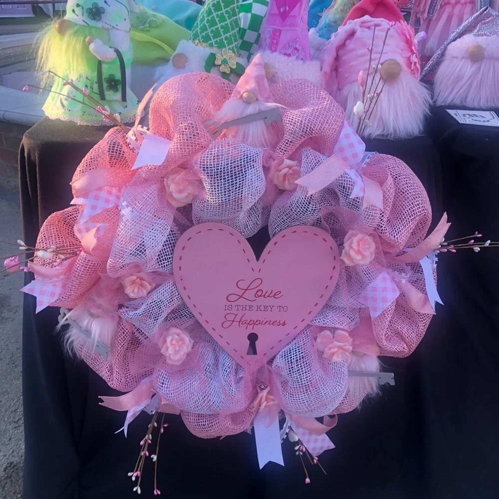 Gnome Wreath Valentines Love is the Key to Happiness Hearts Roses Ribbons